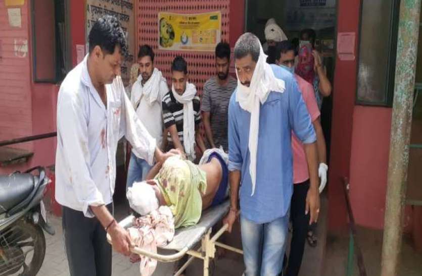 0206.jpg जमीनी विवाद में फायरिंग और चले धारदार हथियार, दिखा खौफनाक मंजर