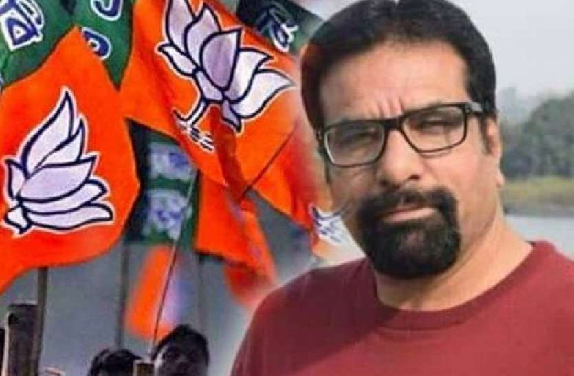 BJP Leader rakesh pandit shot dead by Terrorist in Pulwama at Jammu Kashmir Jammu Kashmir: पुलावामा में आतंकियों ने बीजेपी नेता की गोली मार कर की हत्या, दोस्त की बेटी भी जख्मी