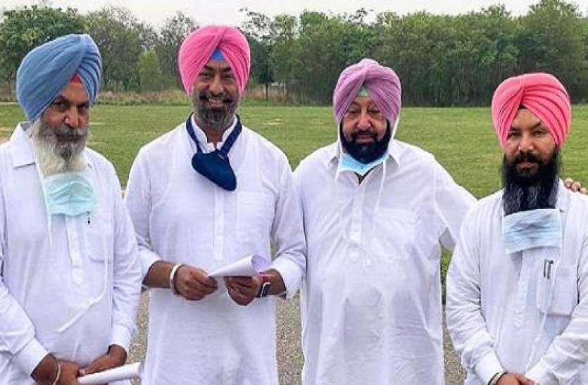 Sukhpal singh khaira along with two AAP MLA join Congress in the presense of CM Amrinder Singh दिल्ली में पेशी से पहले कैप्टन का बड़ा दांव, सुखपाल सिंह खेरा समेत कांग्रेस में शामिल हुए AAP के दो विधायक