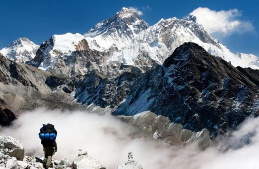 mount everest कोविड के कारण एवरेस्ट से लौट रहे विदेशी पवर्तारोहियों को हो रही परेशानी, नेपाल से जाना हुआ मुश्किल