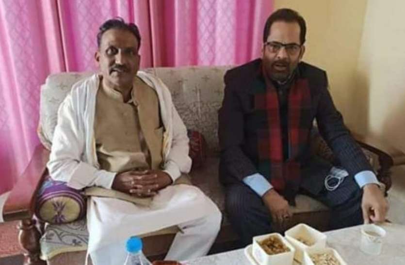 rampur2.jpg जिला पंचायत चुनाव : भाजपा ने आजम के गढ़ में ख्यालीराम को बनाया प्रत्याशी, जानें कौन है हिन्दू-मुस्लिम एकता के पक्षधर लोधी