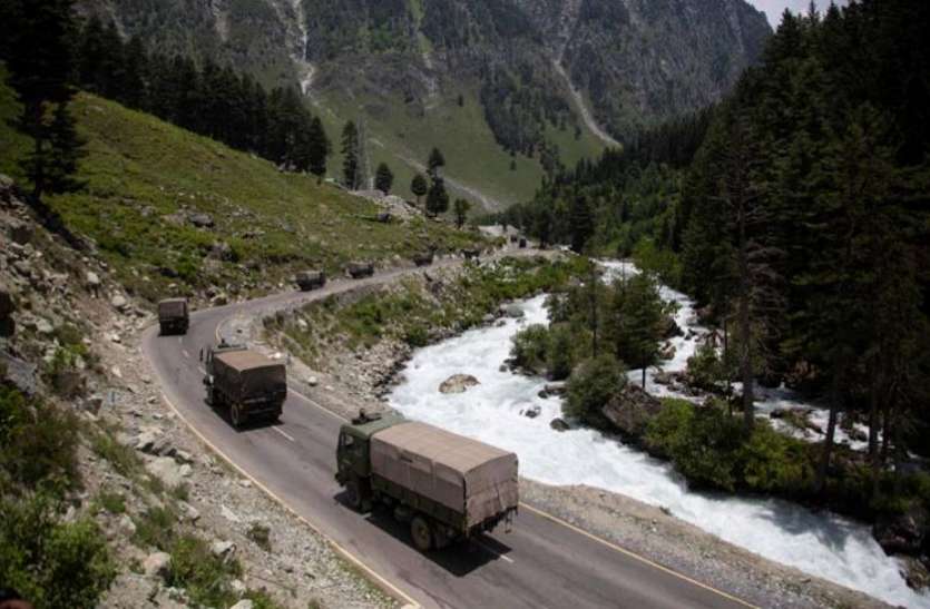 china_army.jpg भारत की सीमा पर लद्दाख सेक्टर में तैनात 90 फीसदी सैनिकों को चीन ने बुलाया वापस