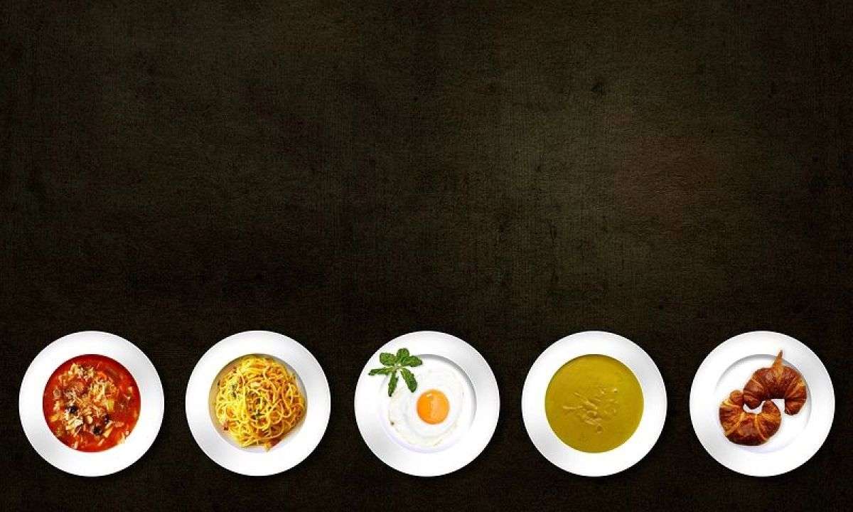 फूड पॉइजनिंग की वजह से हुई थी सिकंदर की मौत