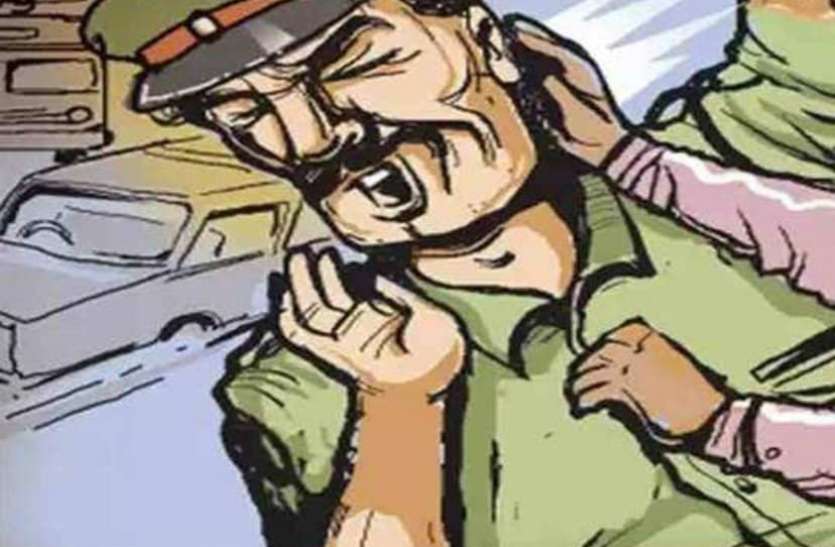 police.jpg पुलिस लाइन में हाइवाेल्टेज ड्रामा, महिला कांस्टेबल ने बाबू काे जड़ा थप्पड़