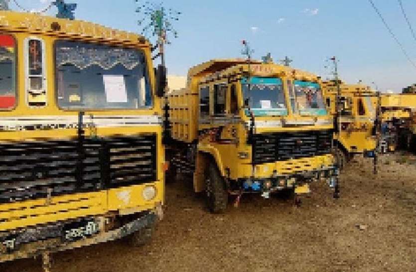 यहां मिला अवैध खनन, लाखों के वाहन जब्त यहां मिला अवैध खनन, लाखों के वाहन जब्त
