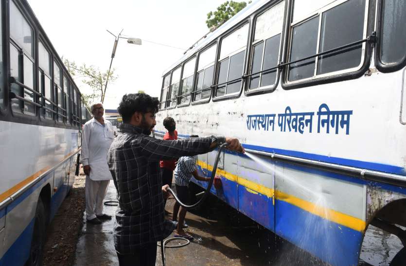 बीकानेर आगार: पहले दिन वॉल्वो को छोड़कर 47 बसें चलेगी बीकानेर आगार: पहले दिन वॉल्वो को छोड़कर 47 बसें चलेगी