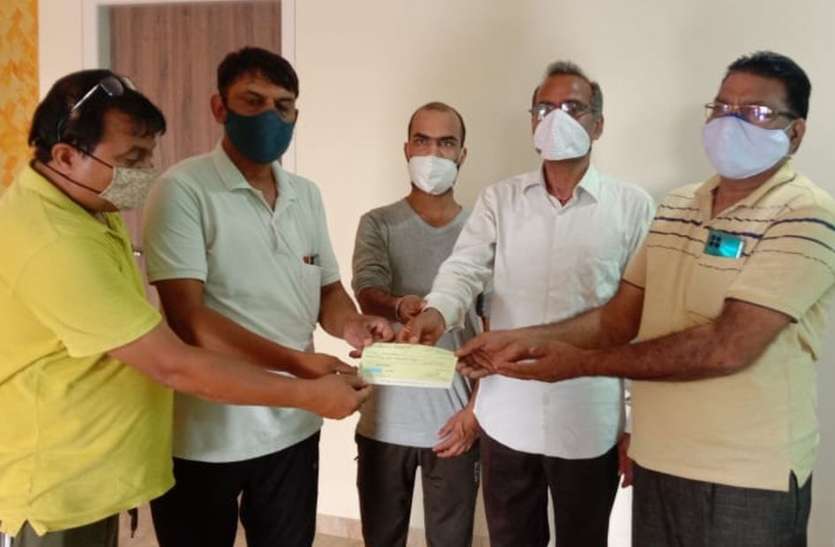 ऑक्सीजन प्लांट को 30 लाख से पार पहुंचा धन संग्रह ऑक्सीजन प्लांट को 30 लाख से पार पहुंचा धन संग्रह