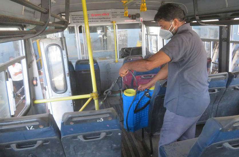 अनलॉक 2.0- टोंक आगार करेगा 22 गाडिय़ों का संचालन, जयपुर- कोटा के लिए चलेगी 6-6 बसें अनलॉक 2.0- टोंक आगार करेगा 22 गाडिय़ों का संचालन, जयपुर- कोटा के लिए चलेगी 6-6 बसें