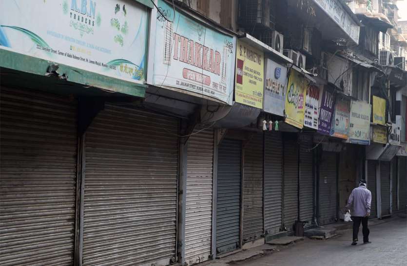 shops closed in surat गुजरात: सूरत में कोविड वैक्सीन नहीं लगवा पाए व्यापारियों पर हुई कार्रवाई, 748 दुकानें बंद कराईं