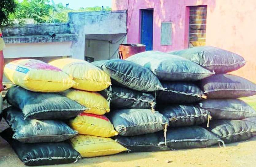 371 kg of doda-poppy siezed 371 किलो डोडा-पोस्त पकड़ा