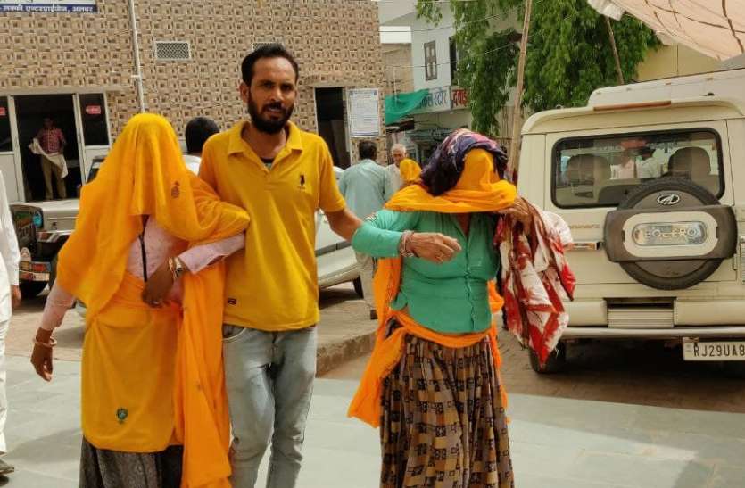 खूनी संघर्ष में बदली कहासुनी, 22 जने घायल खूनी संघर्ष में बदली कहासुनी, 22 जने घायल