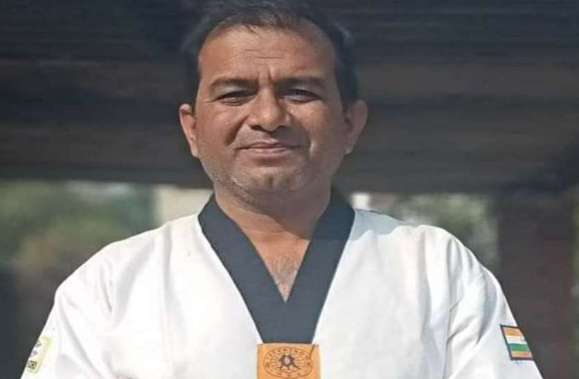 Karate Master death from corona प्रसिद्ध कराटे मास्टर कोरोना से हार गए जंग, अस्पताल में बना लाखों का बिल, घर पहुंचते ही मौत