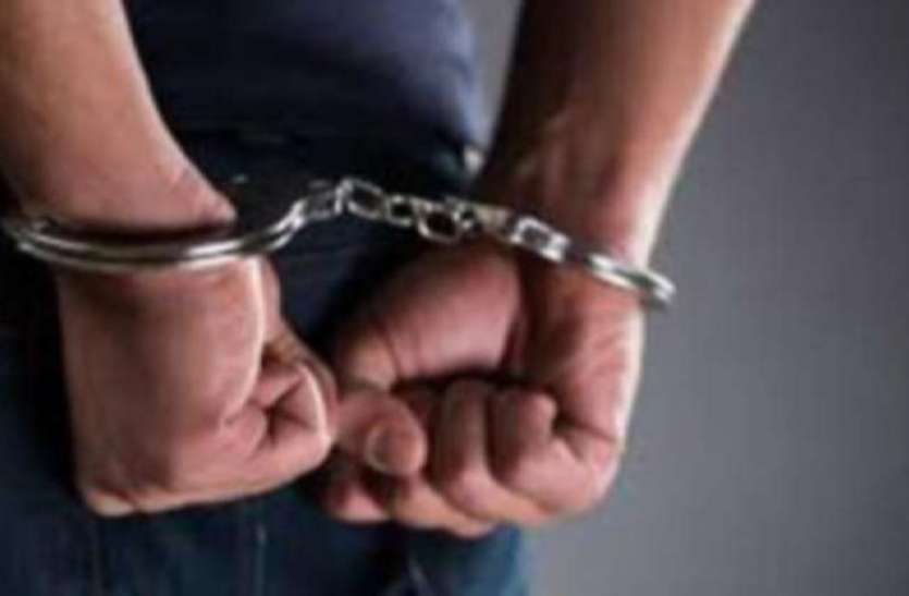 आठ साल की बच्ची के अपहरण, रेप व हत्या का आरोपी गिरफ्तार आठ साल की बच्ची संग दुष्कर्म व हत्या का आरोपी पकड़ा गया