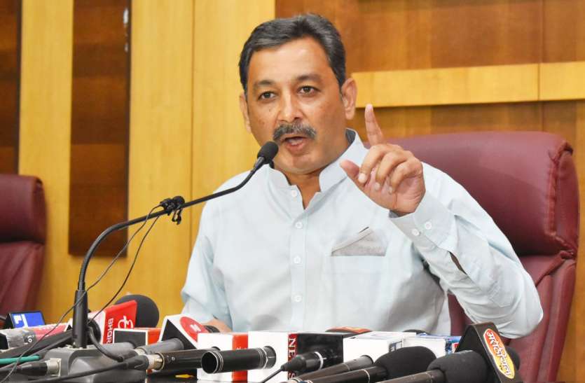 पांच जिलों में होगा मराठा समाज का मूक आंदोलन पांच जिलों में होगा मराठा समाज का मूक आंदोलन