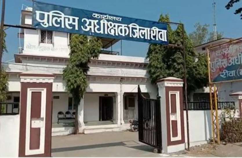patrika गरीबों के राशन का समिति प्रबंधक व सेल्समैन ने किया बंदरबांट