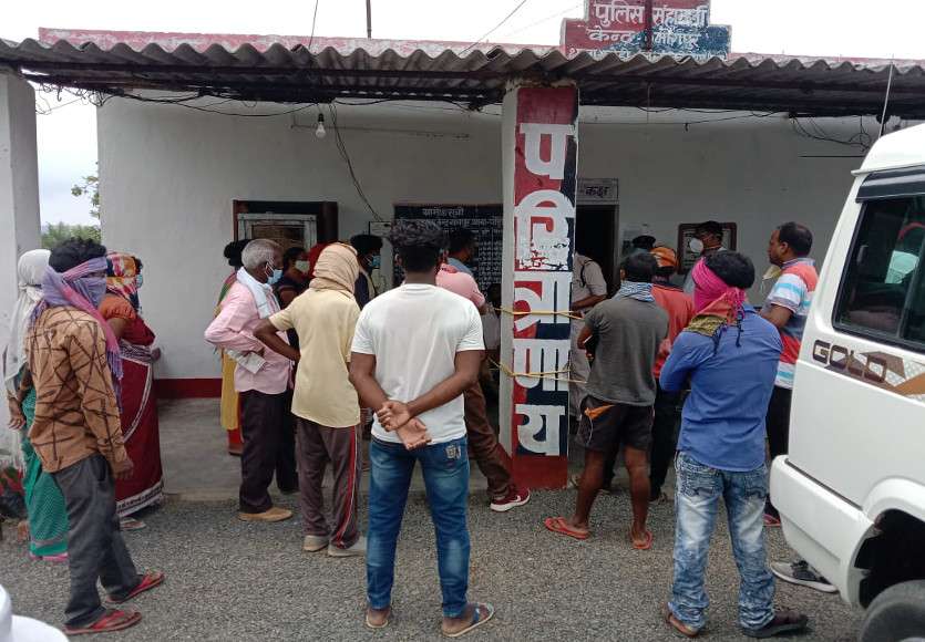 villagers protest in police post