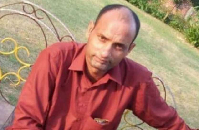 dinesh-bhati.jpg सपा नेता के भाई की हत्या का खुलासा, अखिलेश यादव ने जांच के लिए गठित किया था प्रतिनिधिमंडल