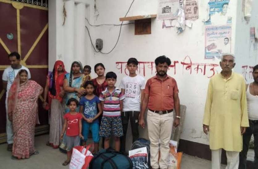 makan.jpg 2022 से पहले फिर बोतल से बाहर आया पलायन का जिन्न, कई जिलों से सामने आ रहे मामले
