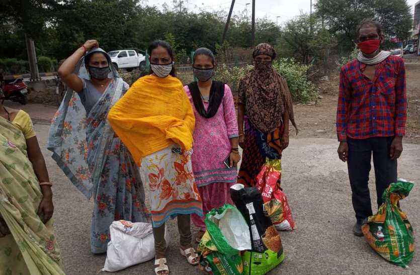 सोशल मीडिया पर पोस्ट देख विदेश से जुटाई मदद सोशल मीडिया पर पोस्ट देख विदेश से जुटाई मदद