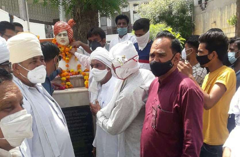 राजेश पायलट की पुण्यतिथि को प्रेरणा दिवस के रूप में मनाया राजेश पायलट की पुण्यतिथि को प्रेरणा दिवस के रूप में मनाया