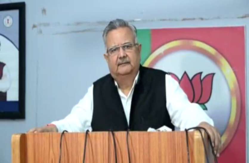 raman_singh_attack_on_cong.jpg ढ़ाई साल पूरे होने पर सरकार के खिलाफ अभियान चलाएगी बीजेपी, कहा - अब सवाल तो पूछे जाएंगे