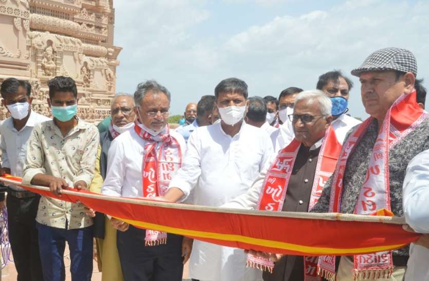 Gujarat: इस नेता ने कहा, गुजरात में अगले वर्ष विधानसभा चुनावों में 'आप' को मिल सकता है लाभ Gujarat: इस नेता ने कहा, गुजरात में अगले वर्ष विधानसभा चुनावों में 'आप' को मिल सकता है लाभ