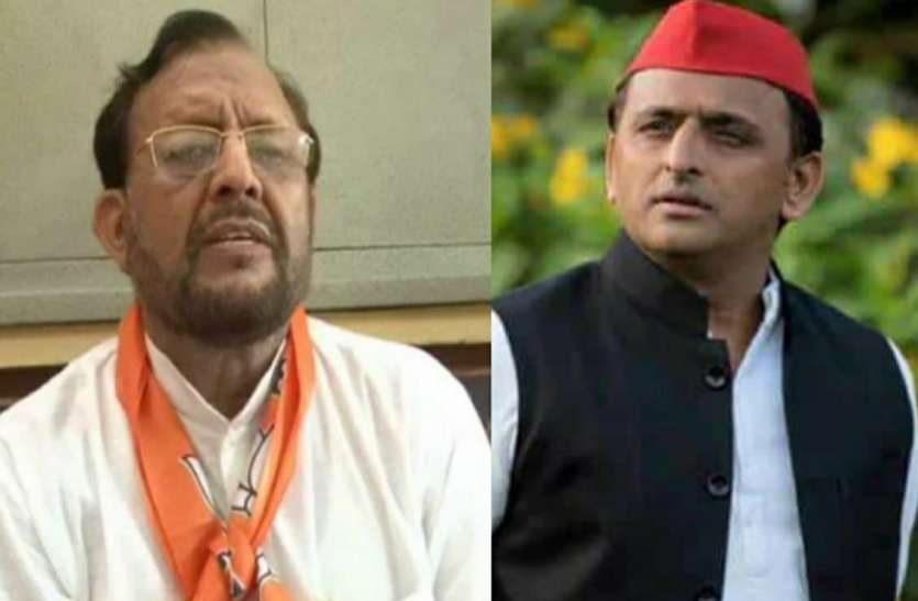 bjp_and_sp.jpg कैबिनेट मंत्री सुरेश खन्ना ने कहा अखिलेश राज में यूपी आने से डरते थे बड़े उद्योगपति