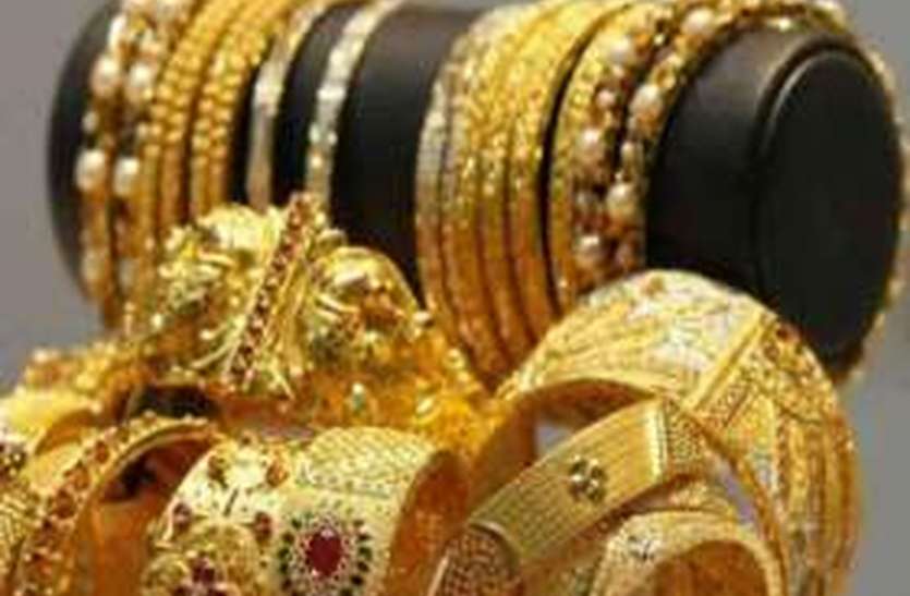 हॉलमार्किंग: तारीख नजदीक आने से ज्वैलर्स में चिंता हॉलमार्किंग: तारीख नजदीक आने से ज्वैलर्स चिन्तित