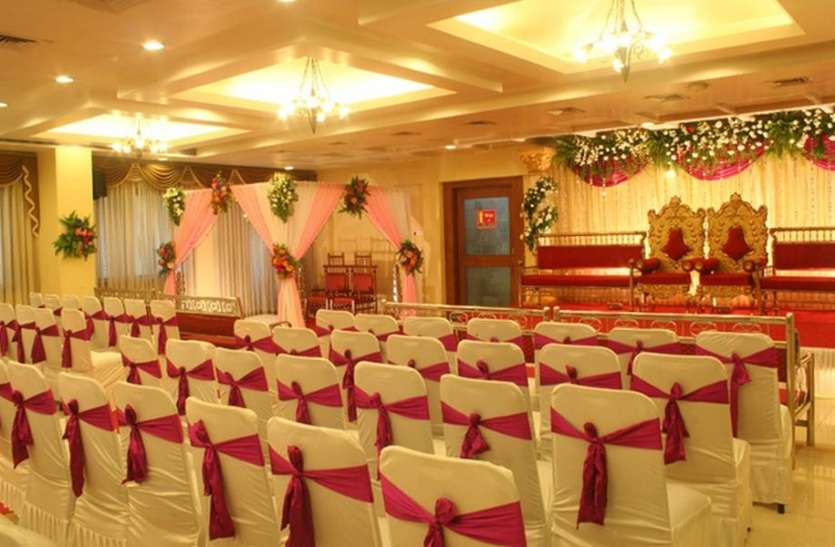 HOTEL--पाबंदियों से होटल उद्योग वेंटिलेटर पर HOTEL--पाबंदियों से होटल उद्योग वेंटिलेटर पर