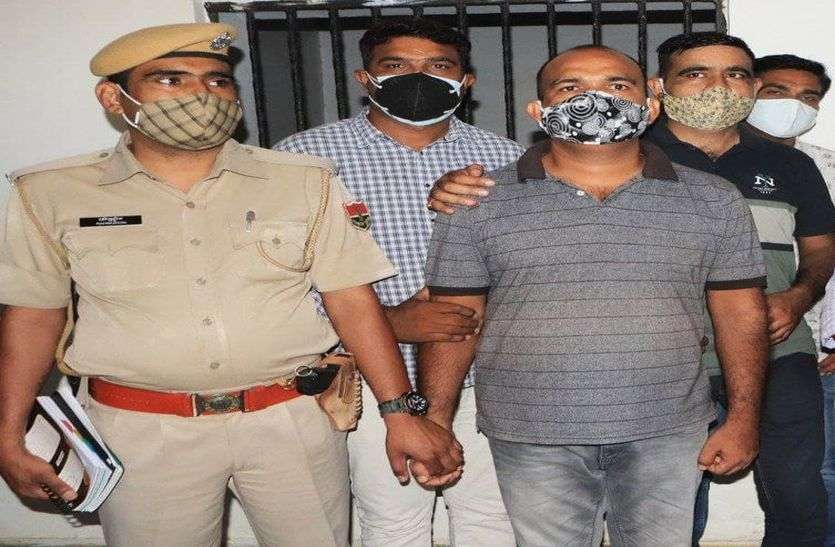 गच्चा देकर छिपता फिर रहा था नशे का कारोबारी मूंदड़ा,अजमेर पुलिस ने मेड़तासिटी की होटल में दबोचा गच्चा देकर छिपता फिर रहा था नशे का कारोबारी मूंदड़ा,अजमेर पुलिस ने मेड़तासिटी की होटल में दबोचा