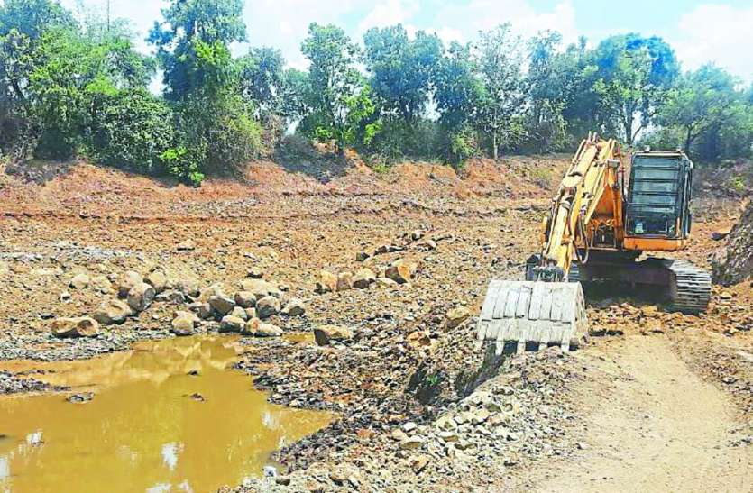 chhindwara Corruption: परिवहन के बाद मांगी गई मुरुम परिवहन अनुज्ञा अनुमति