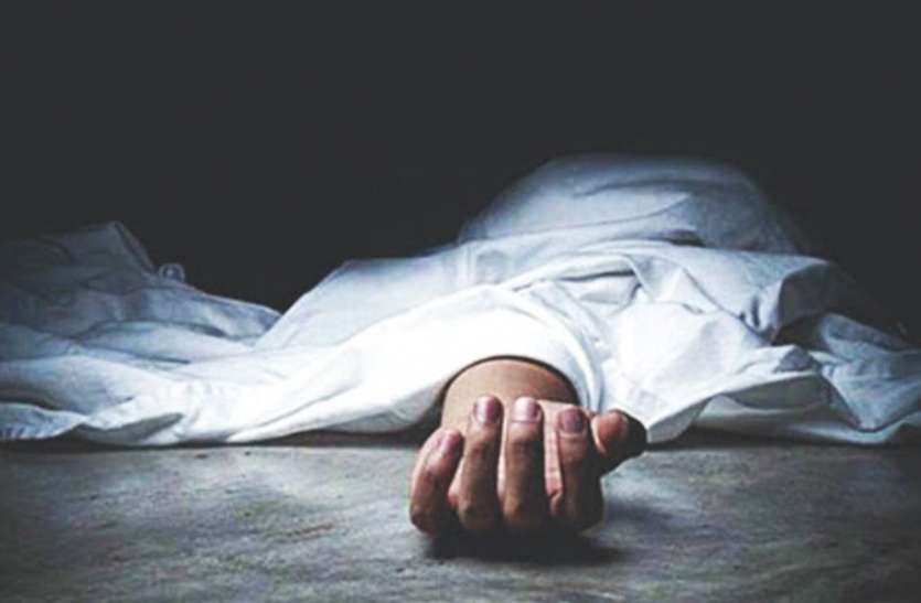 Nurse sucide due to blacl fungus आंध्रप्रदेश: ब्लैक फंगस का इलाज करा रही नर्स ने की आत्महत्या, अस्पताल पर लापरवाही का आरोप