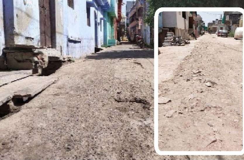 मानसून के लिए तैयार नहीं सड़कें, इन हालातों को बारिश से पहले सुधारो मानसून के लिए तैयार नहीं सड़कें, इन हालातों को बारिश से पहले सुधारो