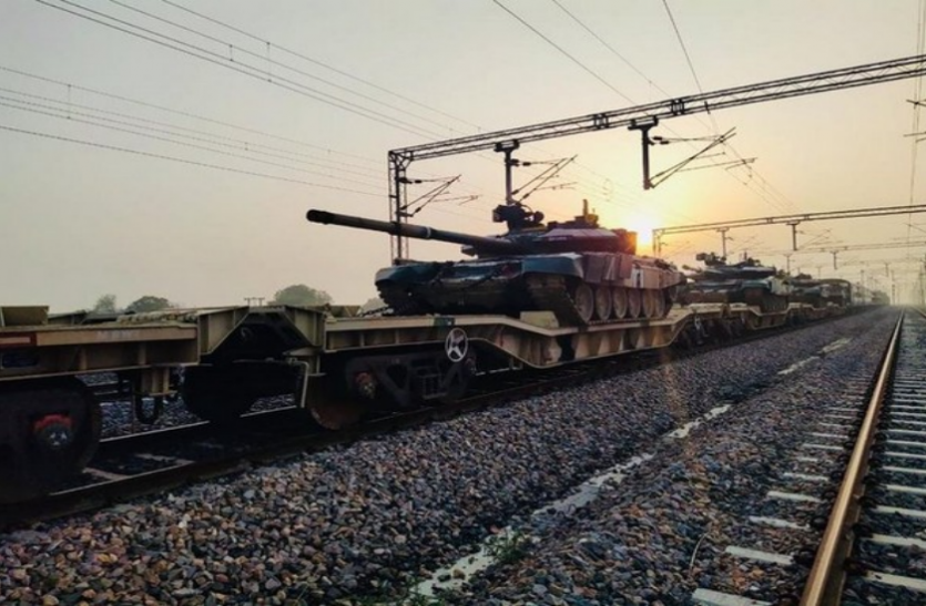 army.png डेडिकेटेड फ्रेट कॉरिडोर पर दौड़ी मिलिट्री हथियारों से लदी ट्रेन, सेना का ट्रायल सफल