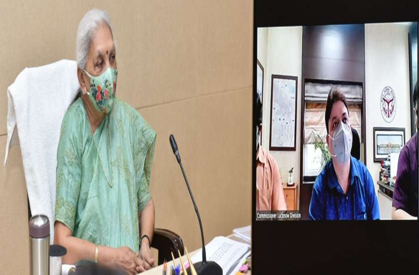विश्वविद्यालय सभी वित्तीय लेन-देन कैश बुक में दर्ज करें: आनंदीबेन पटेल विश्वविद्यालय सभी वित्तीय लेन-देन कैश बुक में दर्ज करें: आनंदीबेन पटेल