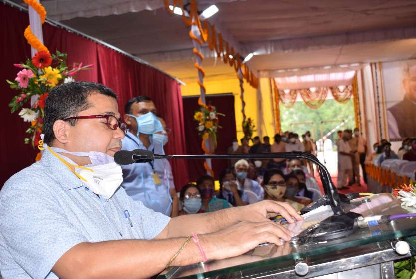 Collector Sanjeev Kumar Jha