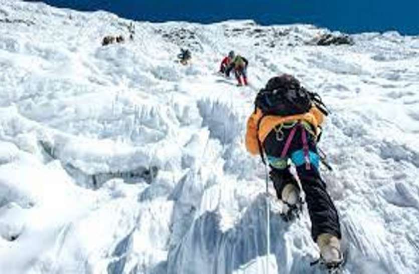 mauntraing.jpg मुख्यमंत्री का ऐलान : बस्तर में खुलेगी पर्वतारोहण अकादमी
