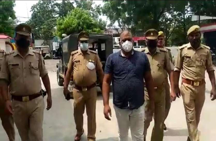 मुख्तार अंसारी एंबुलेंस मामले में ईनामिया आनंद यादव को पुलिस ने किया गिरफ्तार, लंबे समय से था फरार Mukhtar Ansari Ambulance Case में ईनामिया आनंद यादव को पुलिस ने किया गिरफ्तार, लंबे समय से था फरार