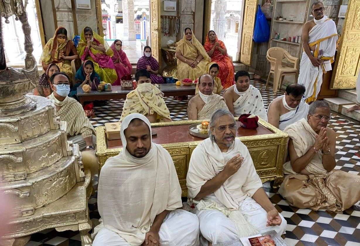 पाषाण से परमात्मा बनने का नाम पंचकल्याण-आचार्य देवेन्द्र सागर
