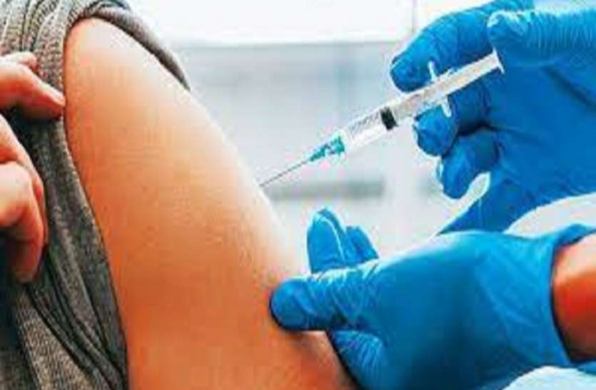 Private hospital on radar for slow Covid-19 vaccination धीमे कोरोना वैक्सीनेशन के लिए प्राइवेट अस्पताल राडार पर
