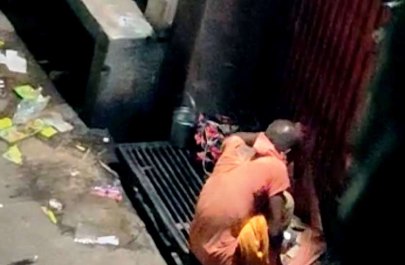 chori साधु भेष में आया चोर मंदिर के दानपात्र को कर गया साफ, अब सीसीटीवी खंगाल रही पुलिस
