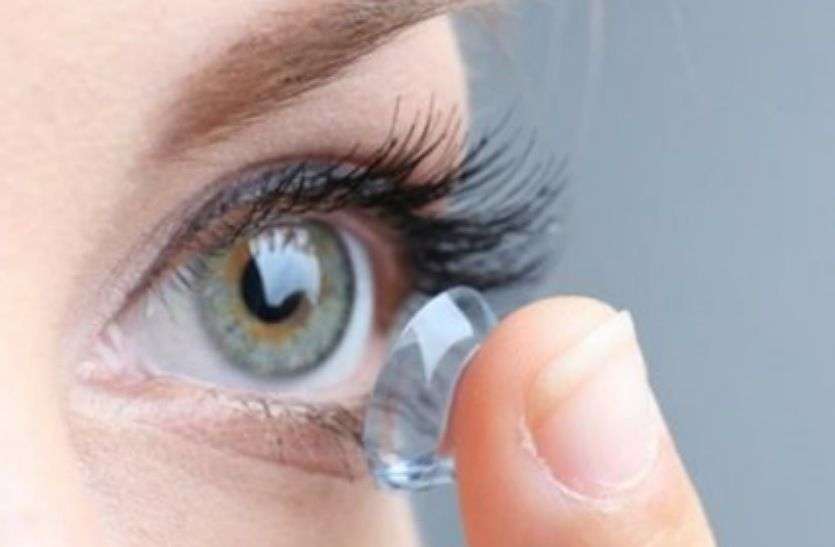 Contact Lenses Contact Lenses :- आंखों के लिए करते हैं कॉन्टैक्ट लेंस का इस्तेमाल, तो इन बातों का रखें ध्यान