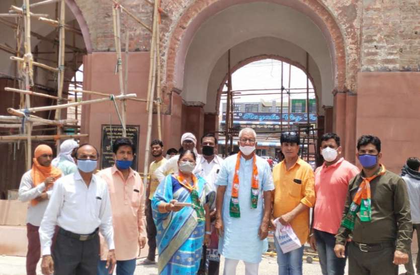 जस्सूसर गेट जीर्णोद्वार कार्य में कोताही पर रोष जस्सूसर गेट जीर्णोद्वार कार्य में कोताही पर रोष