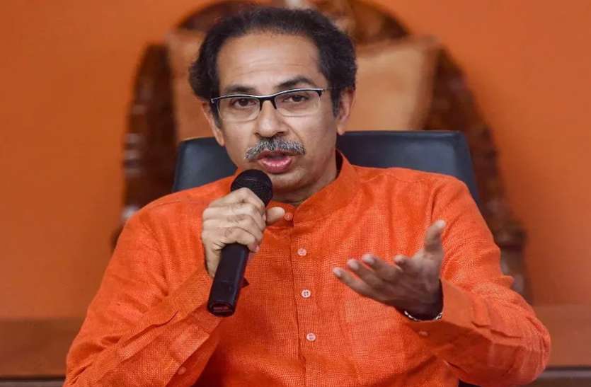 cm uddhav thackeray शिवसेना-कांग्रेस के बीच बढ़ रही तकरार! उद्धव ठाकरे ने कांग्रेस पर कसा तंज, कहा- लोग जूतों से पीटेंगे, पटोले ने दिया ये जवाब