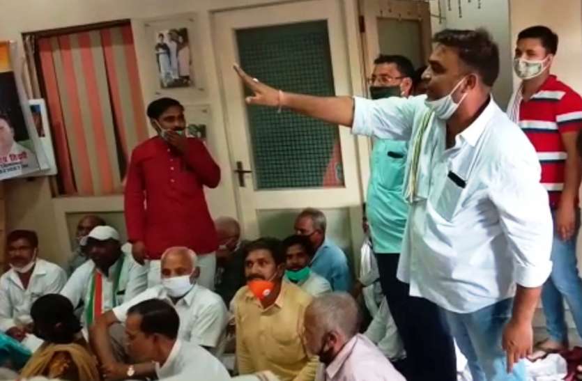 congress फिरोजाबाद में कांग्रेस का बंटाधार का कारण बनेंगे कांग्रेसी, यह है बड़ी वजह
