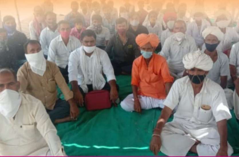 कुम्हार समाज ने दी बीजेपी कार्यालय के घेराव की चेतावनी कुम्हार समाज ने दी बीजेपी कार्यालय के घेराव की चेतावनी