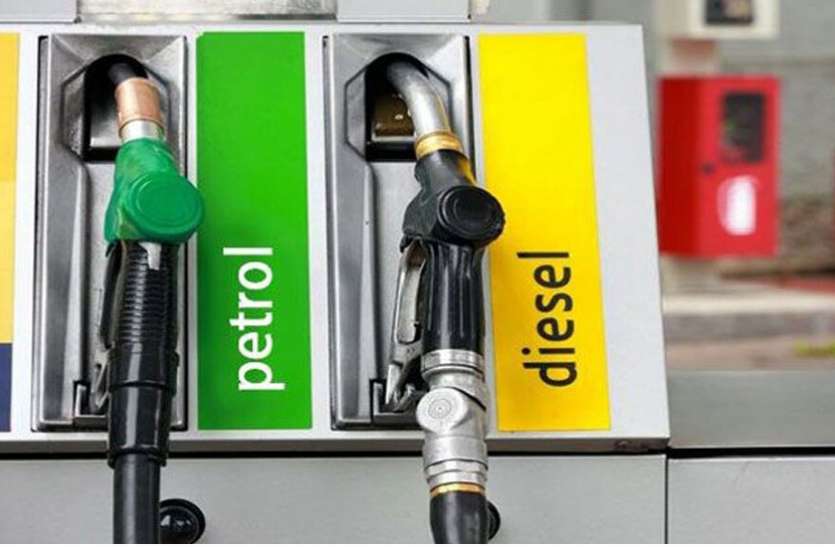 Petrol-Diesel Price Petrol Diesel Price Today: रिकॉर्ड स्तर पर पहुंचा पेट्रोल और डीजल, जानिए अपने शहर में तेल का भाव