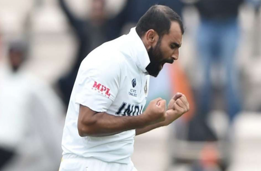 mohammed_shami_2.png WTC Final: तौलिया लपेटकर मैदान पर उतरे मोहम्मद शमी, तस्वीर देख लोग रह गए हैरान