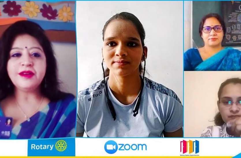 योग गर्ल अनामिका ने साझा की सफलता की कहानी योग गर्ल अनामिका ने साझा की सफलता की कहानी