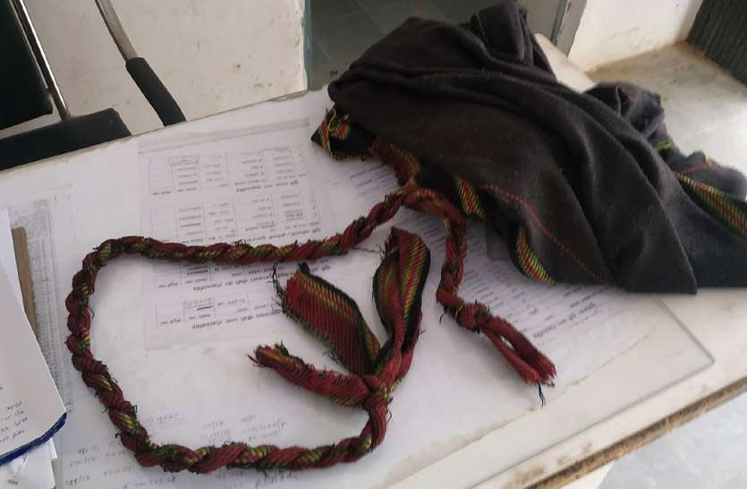 हवालात में बंद आरोपी ने किया आत्महत्या का प्रयास हवालात में बंद आरोपी ने किया आत्महत्या का प्रयास